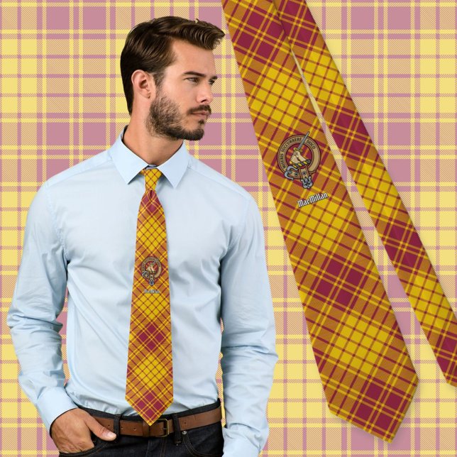 Corbata Crest de Clan MacMillan sobre tartán de vestido (Subido por el creador)