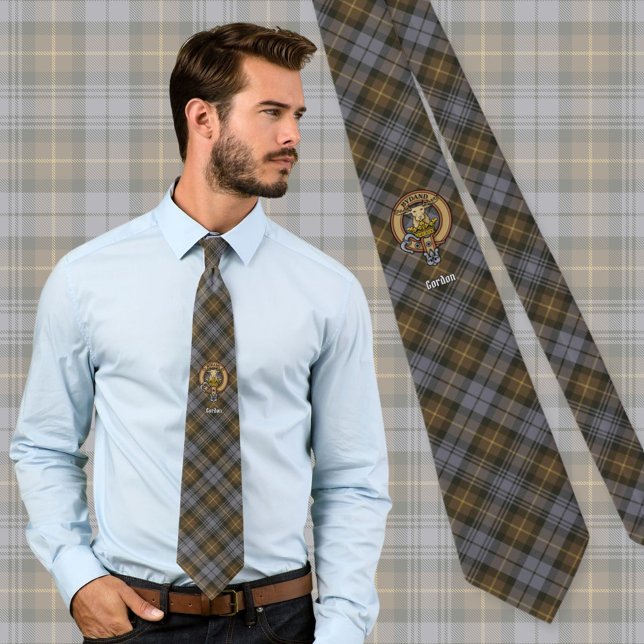Corbata Crestá de Clan Gordon sobre Tartán Desgastado (Subido por el creador)