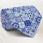 Corbata Cuadros de agua del patrón de mosaico blanco azul<br><div class="desc">Un azul marino índigo y azulejos mediterráneos blancos en acuarela. Arte original de Nic Squirrell.</div>
