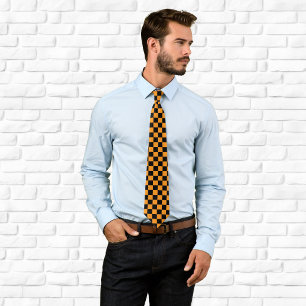 Corbata Cuadros negros y naranjas