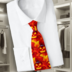 Corbata de calabaza luminosa de Halloween con hoja