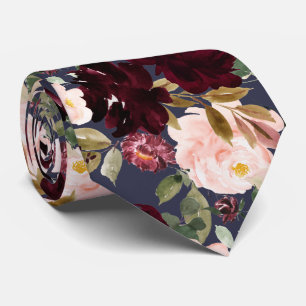 Corbata de cuello con flores de acuarela rosa burd