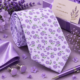 Corbata de cuello de lavanda púrpura floral