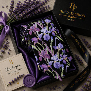 Corbata de cuello de lavanda púrpura floral
