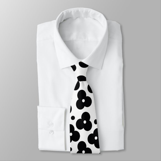 Corbata de cuello de patrón floral blanco y negro (Atado)