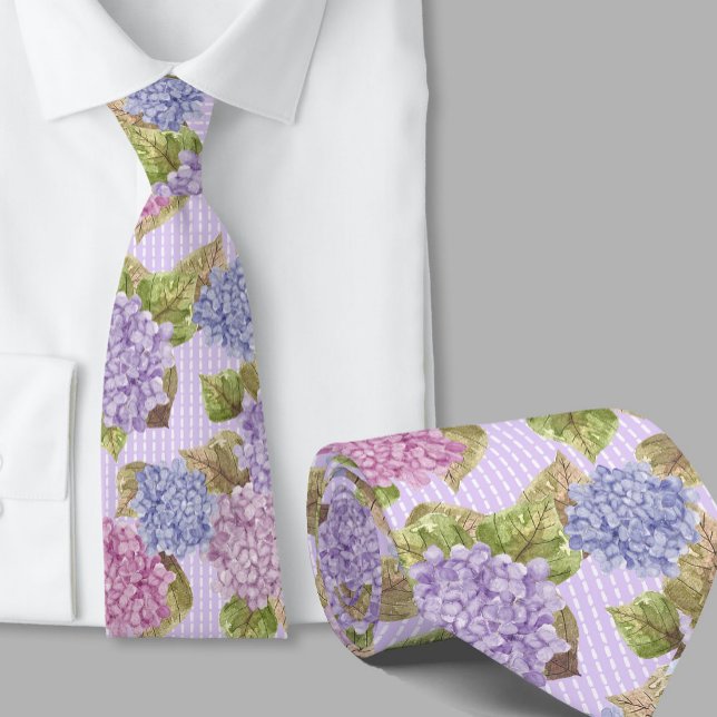 Corbata de cuello floral de acuarela Hydrangeas pú (Subido por el creador)