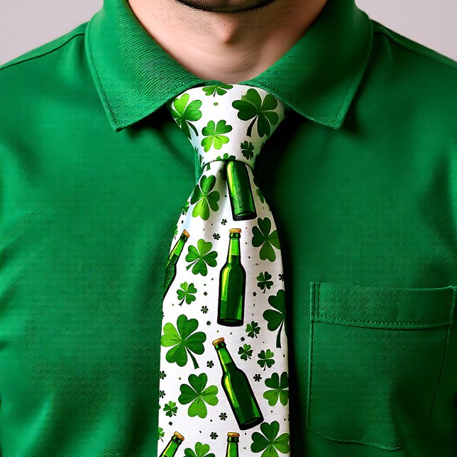 Corbata de Día de San Patricio Pintas y Pétalos (St. Patrick’s Day Pints & Petals Necktie)