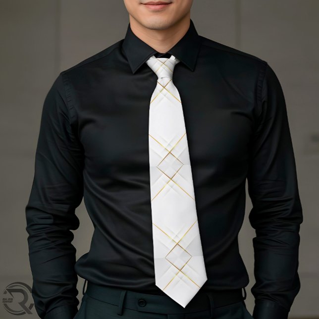 Corbata de hombre elegante blanca con acento dorad (Subido por el creador)