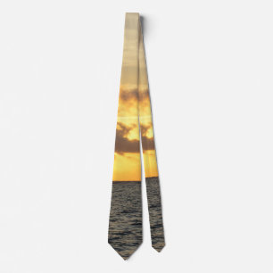 Corbata de la gloria del amanecer en Folly Beach
