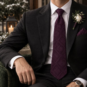Corbata de seda tejida con damasco tonal de ciruel
