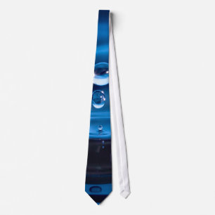 Corbata Descensos del agua azul