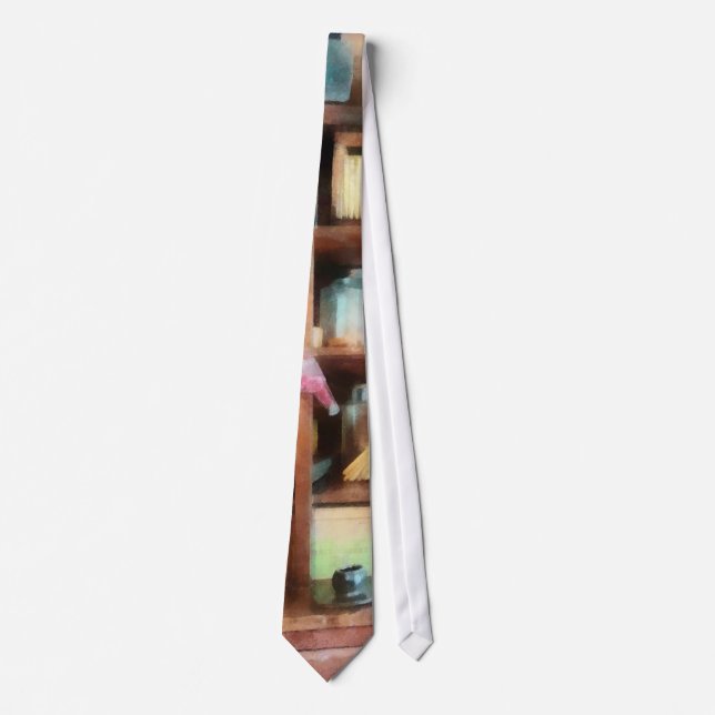 Corbata Detrás del mostrador en la tienda general (Anverso)