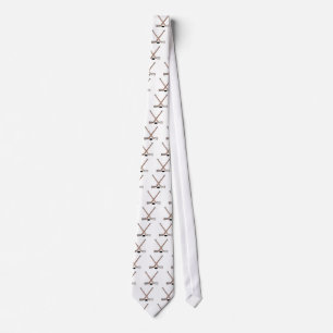Corbata diseño de disco y palos de hockey