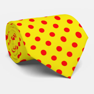 Corbata Diseño de patrón de lunares rojos sobre amarillo