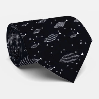 Corbata diseño de pescado blanco y negro