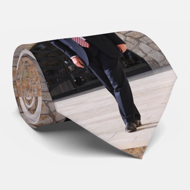 Corbata Donald Trump en la pared occidental de Israel (Enrollado)