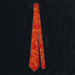 Corbata Dragón chino rojo y tema del oro<br><div class="desc">Una corbata roja y dorada con un patrón de dragón único en la parte delantera y trasera de la corbata.</div>