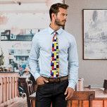 Corbata Elegancia de Piet Mondrian - Ataque artístico al c<br><div class="desc">Añade sofisticación a tu atuendo con una corbata de cuello inspirada en la "Composición A" de Piet Mondrian. Los detalles de alta calidad y las líneas en negrita dan vida al diseño icónico de Mondrian, combinando colores vivos con un estilo refinado. Esta corbata exclusiva le permite usar una pieza de...</div>