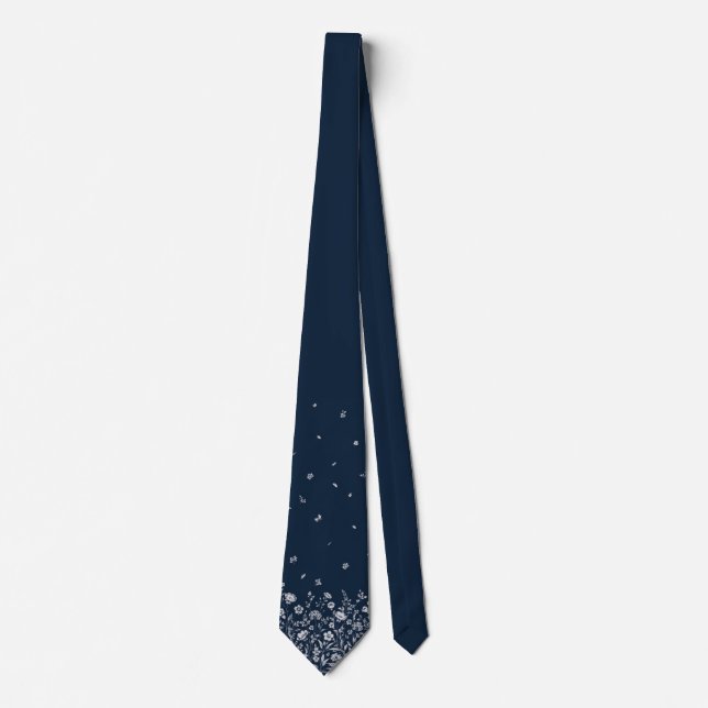Corbata elegante azul marino con acentos florales  (Anverso)