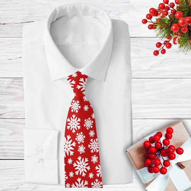 Corbata Elegante Copo De Nieve De Festividad Rojo Y Blanco (Stylish Red And White Holiday Snowflake Neck Tie)