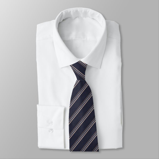 Corbata Elegante Navy  Patrón de Franja Plateada (Atado)