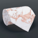 Corbata Elegante Rosa Relieve metalizado dorado Moda Mármo<br><div class="desc">Relieve metalizado dorado Rosa elegante | Cuello de mármol blanco con un patrón más amplio de mármol blanco moderno y suaves venas de mármol de color rosa rosado de Relieve metalizado dorado a lo largo de todo el edificio. El patrón se puede redimensionar para una variedad de miradas. Perfecto para...</div>