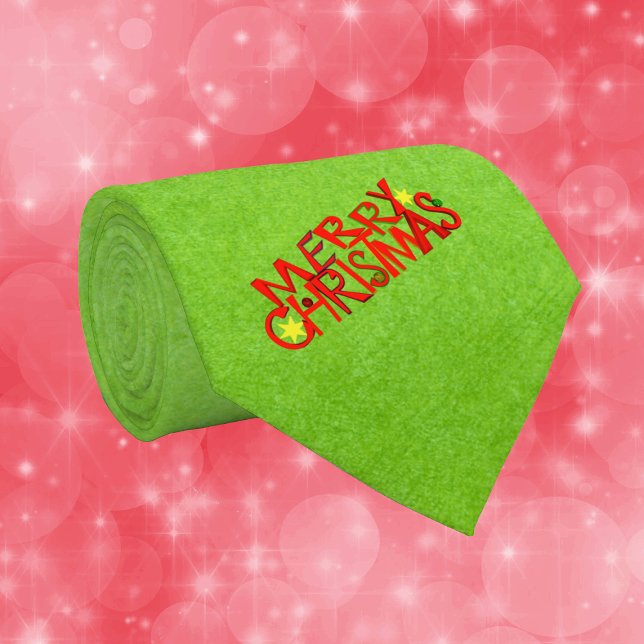 Corbata Feliz Navidad Letras Rojas Brillantes estrellas Ve (Green mens necktie with festive Merry Christmas tex in bold red letters gold stars.)
