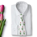 Corbata Flor Pastel de Tulipanes Rojos Botánicos<br><div class="desc">Una corbata de cuello con un patrón de ilustracion botánico de flores de tulipán rojo en colores pastel sobre un fondo blanco: un regalo perfecto para un amante de las flores. El tulipán es la flor de nacimiento de abril, la flor de Aries y es un significado simbólico de amor...</div>