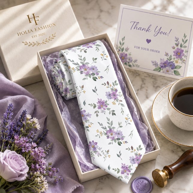 Corbata Floral de lavanda (Subido por el creador)