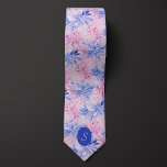 Corbata Floral de maíz azul y malva<br><div class="desc">Eleva tu atuendo boda con nuestro cornflower Blue & Mauve Floral Neck Tie. La decoración floral,  con flores azules y malvas,  aporta un toque de encanto y refinamiento. Asegúrese de completar el aspecto con nuestros calcetines de coordinación para un conjunto pulido.</div>