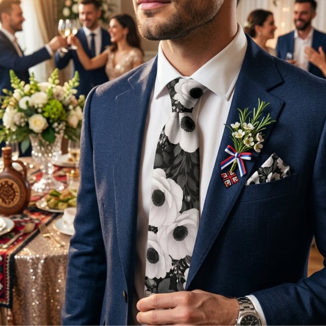 Corbata Floral Poppy Negro y Blanco (Subido por el creador)