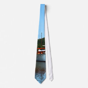 Corbata fondeada
