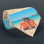 Corbata Foto personalizado Cuello Ata Tus Fotos Regalo<br><div class="desc">Lazos de cuello fotográfico personalizado - Su propio diseño - Especial - Familia personalizada / Amigos o Regalo de vínculo personal - Añadir su foto / o texto - Redimensionar y mover o eliminar y agregar elementos / imágenes con la herramienta Personalización. Puede transferir este diseño a más de 1000...</div>