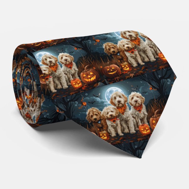 Corbata Goldendoodle Halloween Espeluznante (Enrollado)