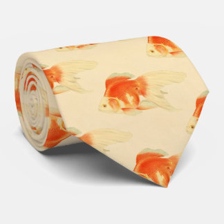 Corbata Goldfish japonés. El Ryukin.