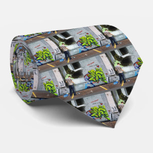 Corbata Graffiti Wall Lucy