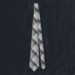 Corbata Grasa de búfalo gris y monograma<br><div class="desc">Obtén una impresión clásica con este relleno de búfalo gris con tu monograma en esta corbata. Elija entre diferentes marcas de monograma de color.</div>