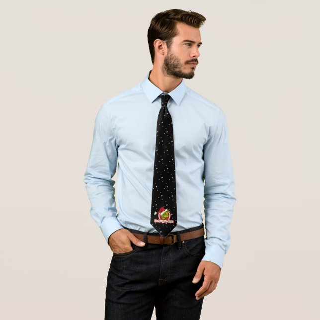 Corbata Grinch | Siempre estoy en temporada alta (In situ)