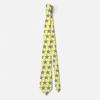Corbata Gris plateado pentagrama en amarillo lejano