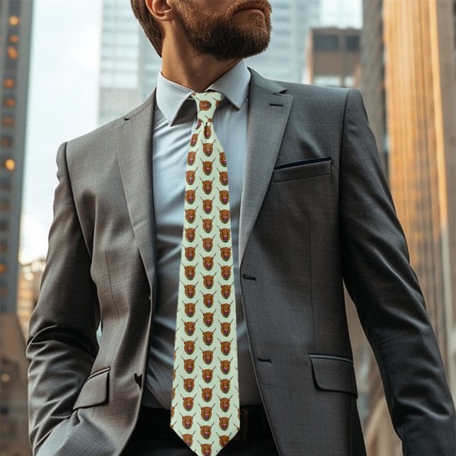 Corbata Highland Scottish Cow Purple Celtic Knot Work (Subido por el creador)