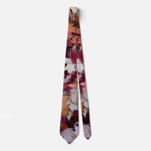 Corbata Hojas de árboles otoñales caídas
