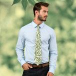 Corbata Hojas victorianas de William Morris<br><div class="desc">¡Excelente manera de 'atar' el tema de tu boda a tu ceremonia! ¡Consigue uno para cada uno de los padrinos! Ilustracion Vintage Estilo victoriano Patrón de hojas salvajes verdes,  diseño original de William Morris.</div>