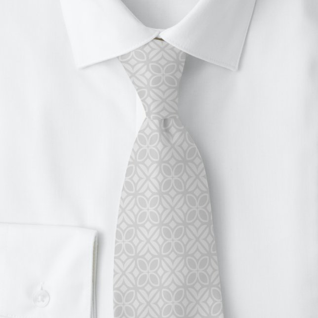 Corbata Hojas y líneas grises claras (Subido por el creador)