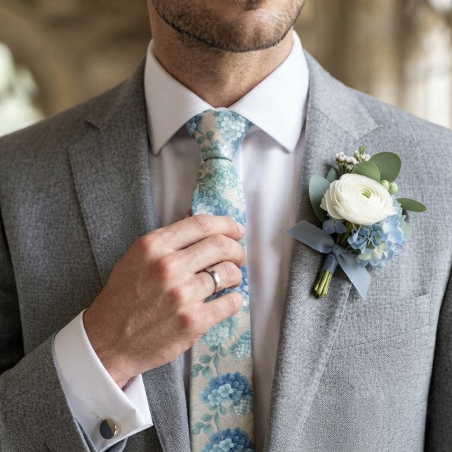 Corbata Hortensia Azul Suave (Subido por el creador)