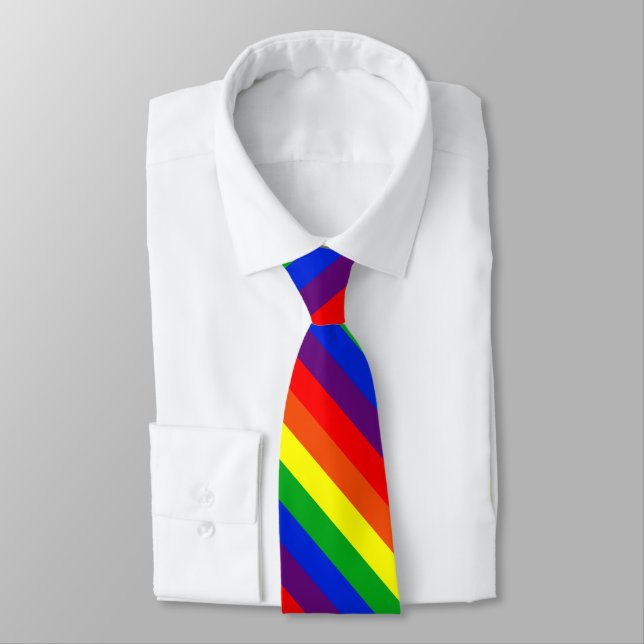 Corbata Huelga de orgullo arcoiris (Atado)