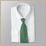Corbata Inspiración del mosaico marroquí Boho<br><div class="desc">Bonito patrón marroquí inspirado en el oro y el turquesa. Añade un estilo étnico y elegante a tu ropa.</div>