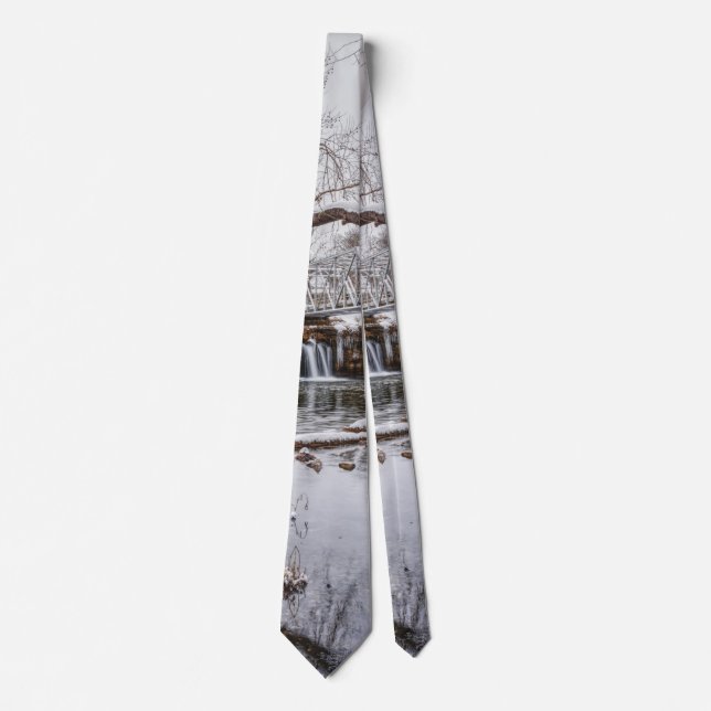 Corbata Invierno En Finley Dam Neck Tie (Anverso)