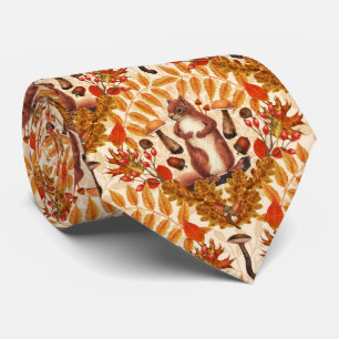 Corbata Lechuzas, helechos, roble y bayas