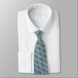 Corbata Leones de Judah<br><div class="desc">Lazo elegante con los leones del vintage del menorah de Judah con el fondo israelí azul de la piedra de la toba volcánica.</div>