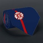 Corbata Línea roja fina marina de guerra de encargo de las<br><div class="desc">Una línea roja fina fuerte con todo elegante lazo del militar del bombero. Este lazo tiene una raya roja el correr abajo del centro y un punto para su primer y las iniciales del apellido. por debajo las iniciales sienta. Cruz maltesa. Detrás de la línea roja fina está una marina...</div>